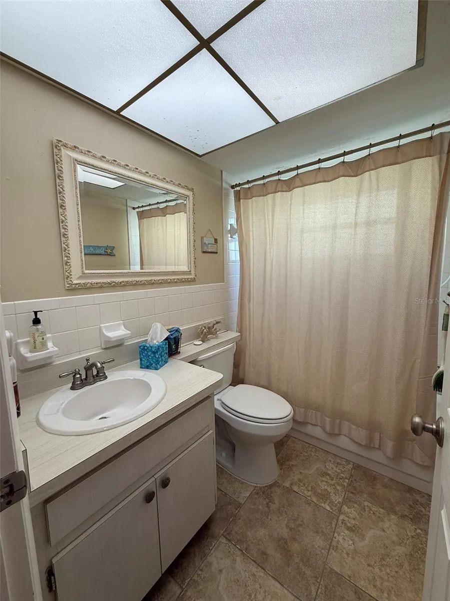 1250 S PINELLAS AVENUE #802 Tarpon Springs, FL 34689