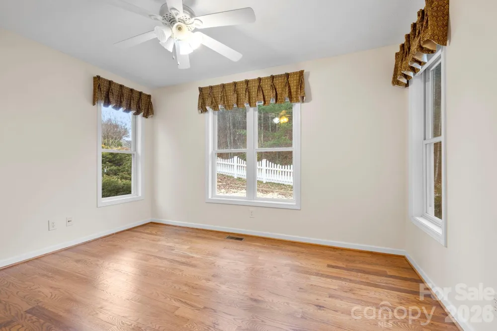 242 Carriage Summitt Way Hendersonville, NC 28791