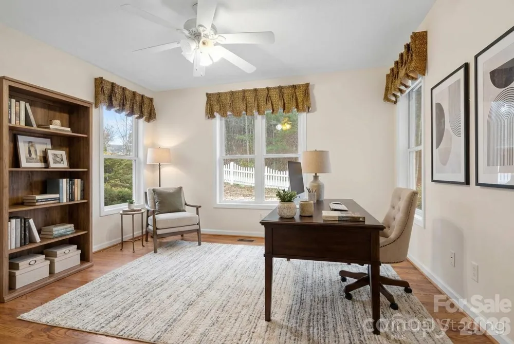 242 Carriage Summitt Way Hendersonville, NC 28791