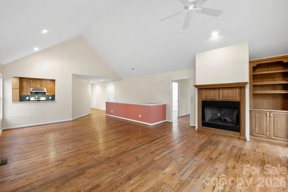 242 Carriage Summitt Way Hendersonville, NC 28791