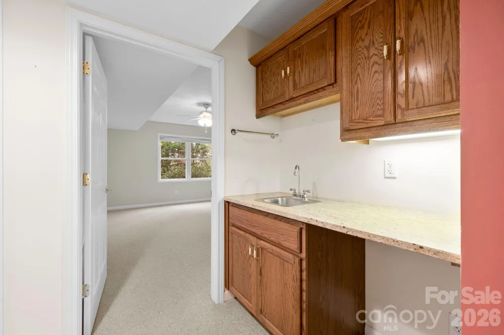 242 Carriage Summitt Way Hendersonville, NC 28791