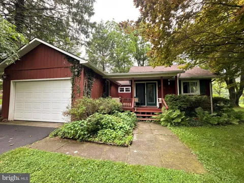 1541 TORBERT LANE