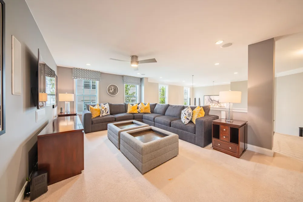 42905 Cardinal Way Novi, MI 48375