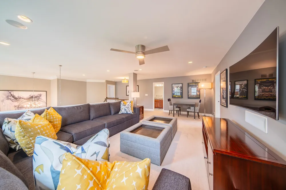 42905 Cardinal Way Novi, MI 48375
