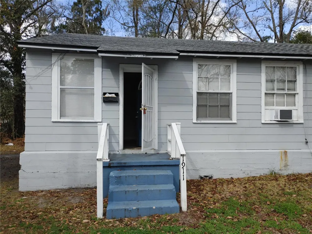 1911 W 26TH STREET Jacksonville, FL 32209