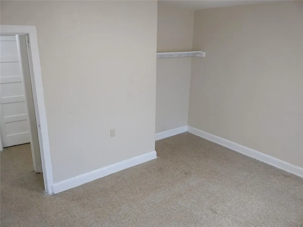 1911 W 26TH STREET Jacksonville, FL 32209