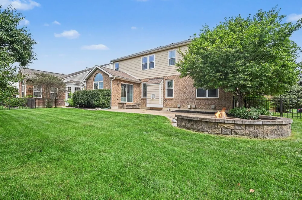 1601 Little Falls Drive Clearcreek, OH 45458