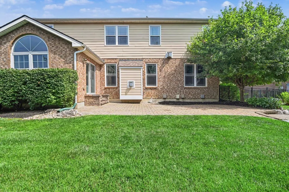 1601 Little Falls Drive Clearcreek, OH 45458