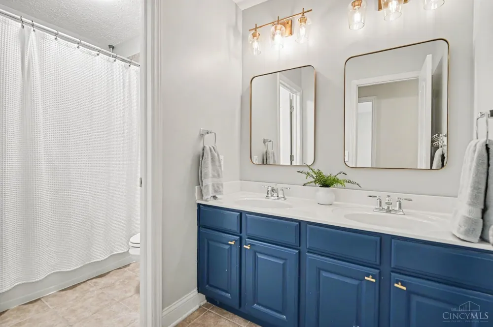 1601 Little Falls Drive Clearcreek, OH 45458