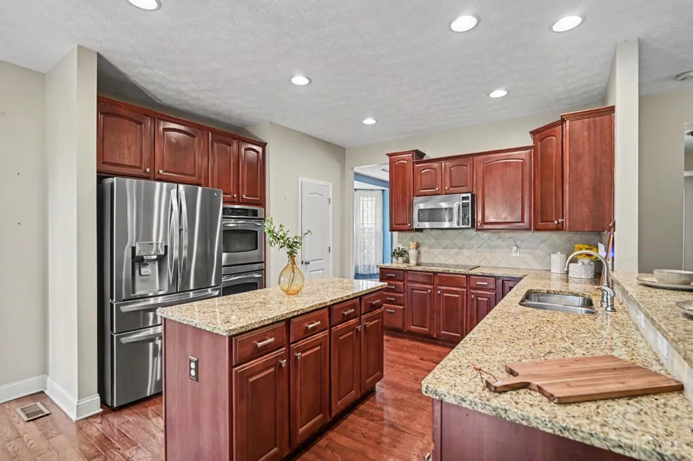 1601 Little Falls Drive Clearcreek, OH 45458