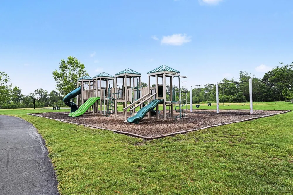 1601 Little Falls Drive Clearcreek, OH 45458