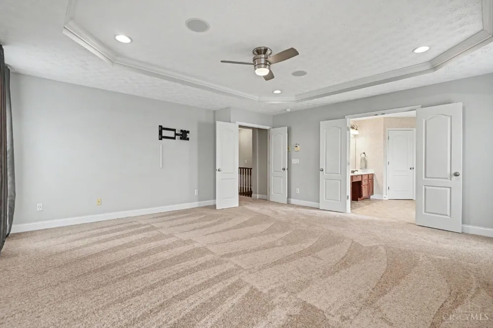 1601 Little Falls Drive Clearcreek, OH 45458