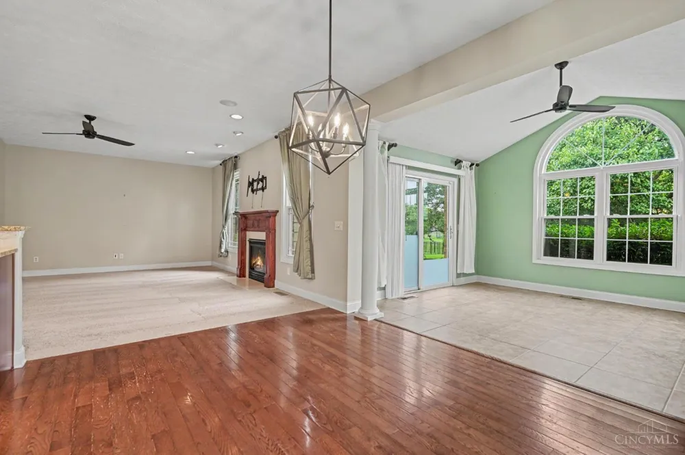 1601 Little Falls Drive Clearcreek, OH 45458