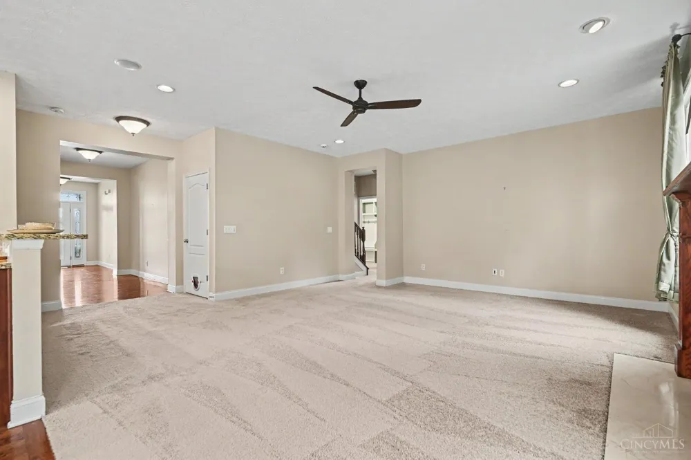 1601 Little Falls Drive Clearcreek, OH 45458
