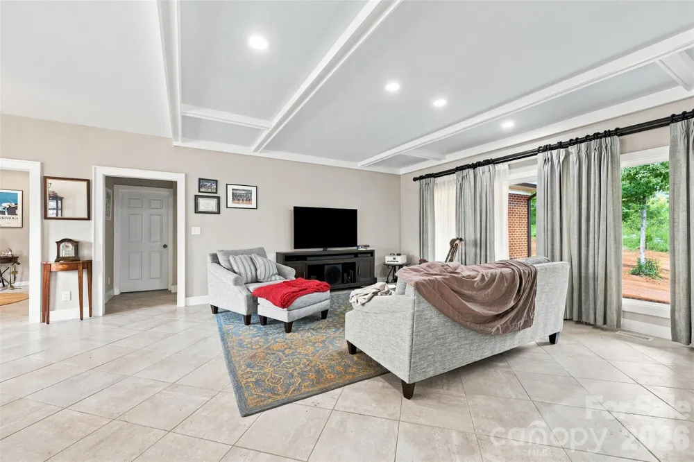 3242 Cornwell Drive Morganton, NC 28655
