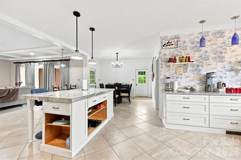 3242 Cornwell Drive Morganton, NC 28655