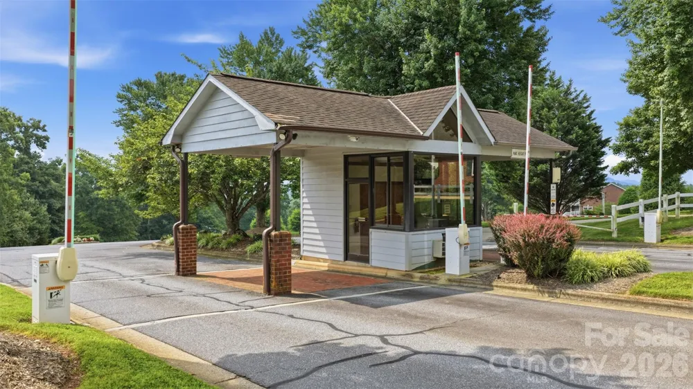 3242 Cornwell Drive Morganton, NC 28655