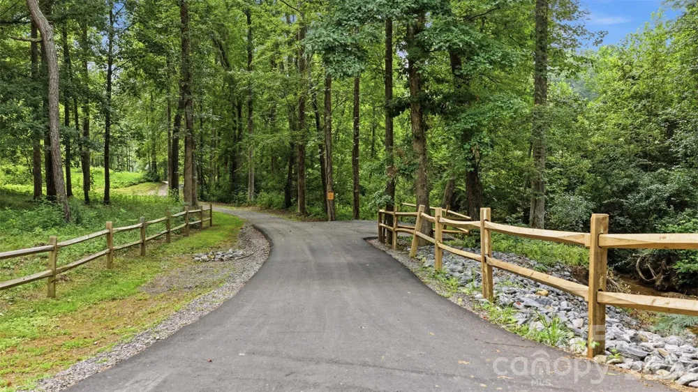 3242 Cornwell Drive Morganton, NC 28655