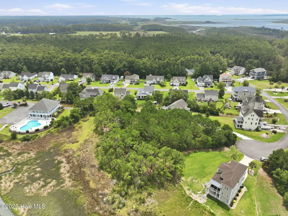 510 Shipmast Court Beaufort, NC 28516
