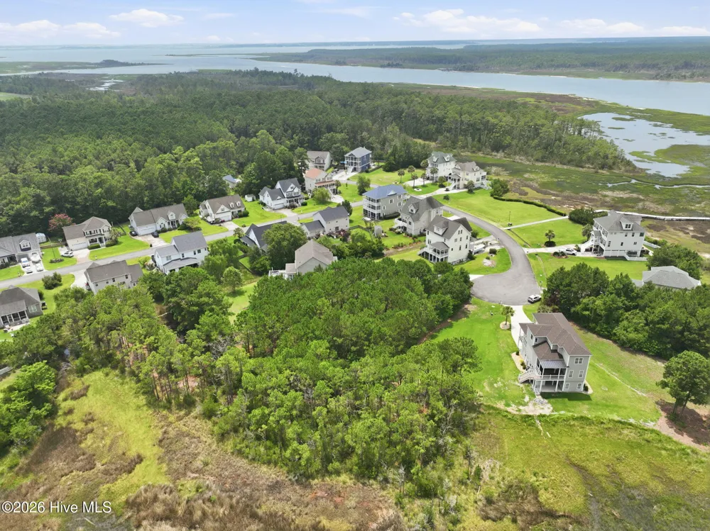 510 Shipmast Court Beaufort, NC 28516