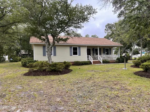 1506 E Oak Island Drive