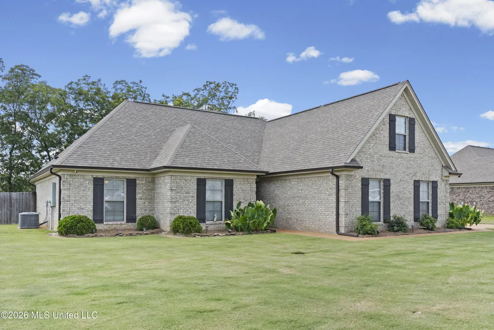 209 Eagle View Drive Senatobia, MS 38668