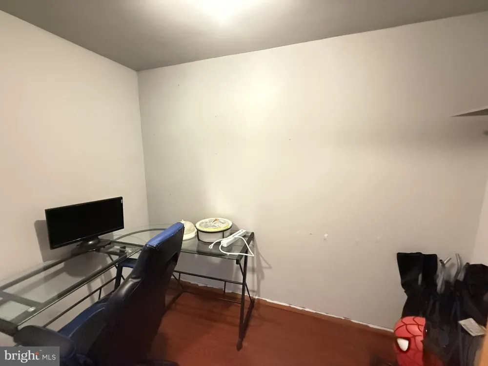 6271 DECKER ROAD Bushkill, PA 18324