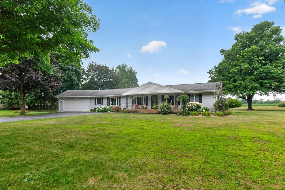 1062 S Parma Road Parma, MI 49269