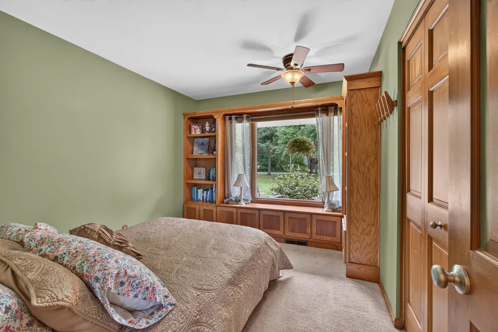 1062 S Parma Road Parma, MI 49269