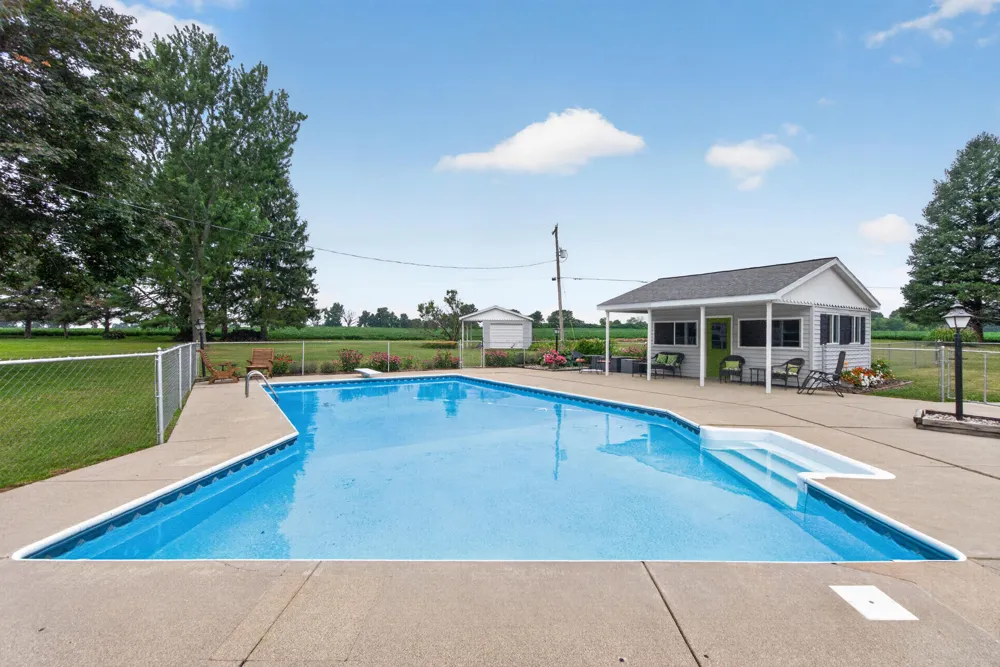1062 S Parma Road Parma, MI 49269