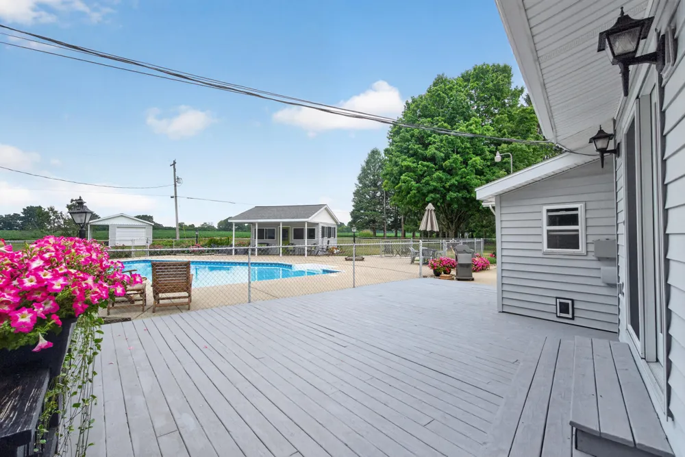 1062 S Parma Road Parma, MI 49269