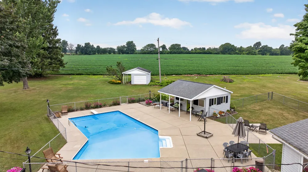 1062 S Parma Road Parma, MI 49269