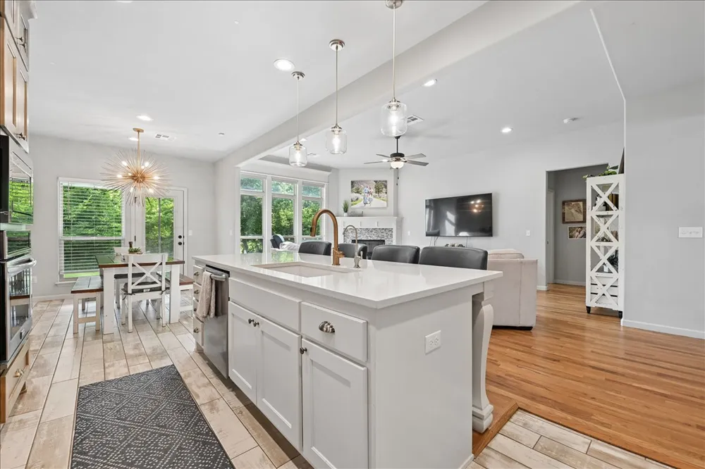 825 89th Street Broken Arrow, OK 74014
