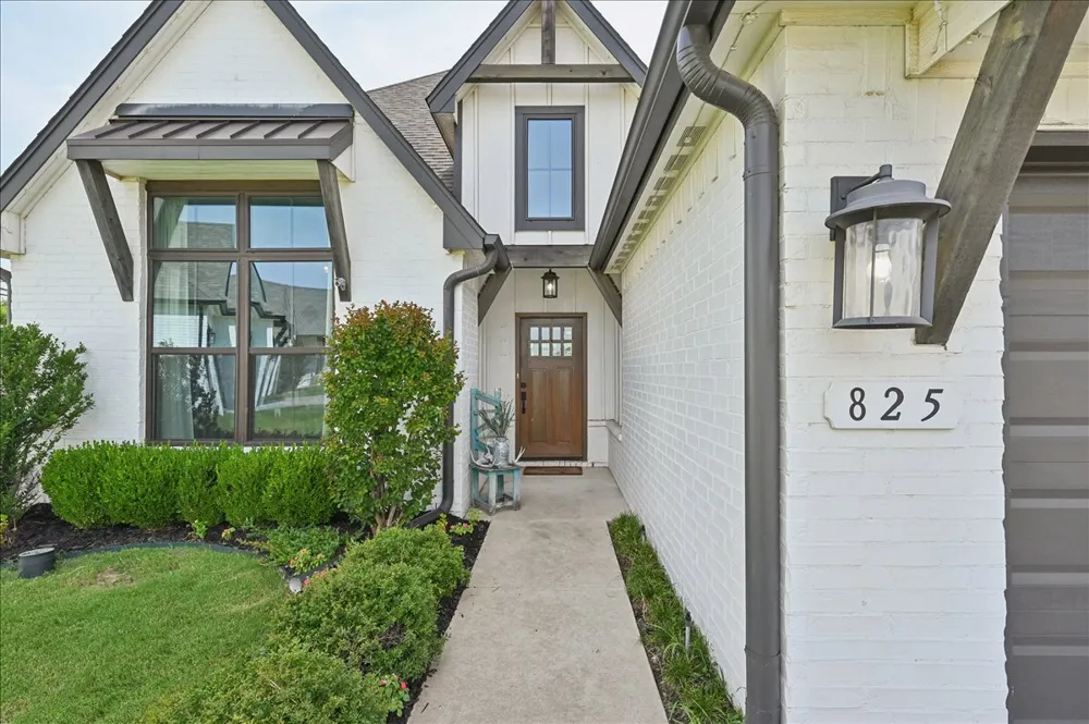 825 89th Street Broken Arrow, OK 74014