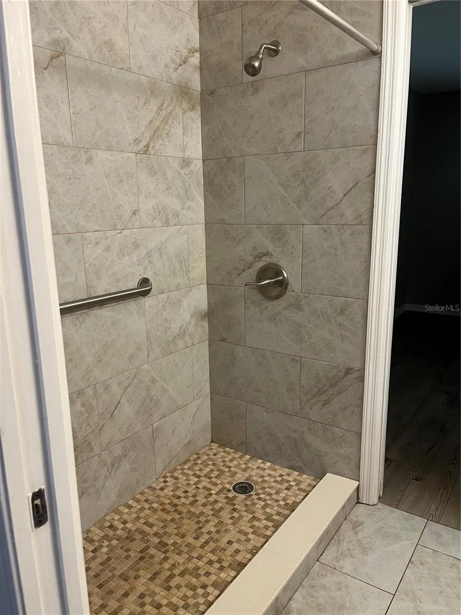1506 E 1ST AVENUE Mount Dora, FL 32757
