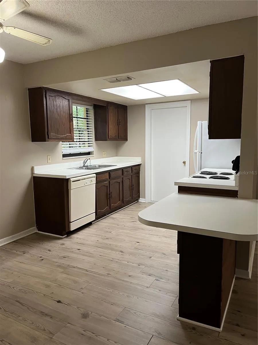 1506 E 1ST AVENUE Mount Dora, FL 32757
