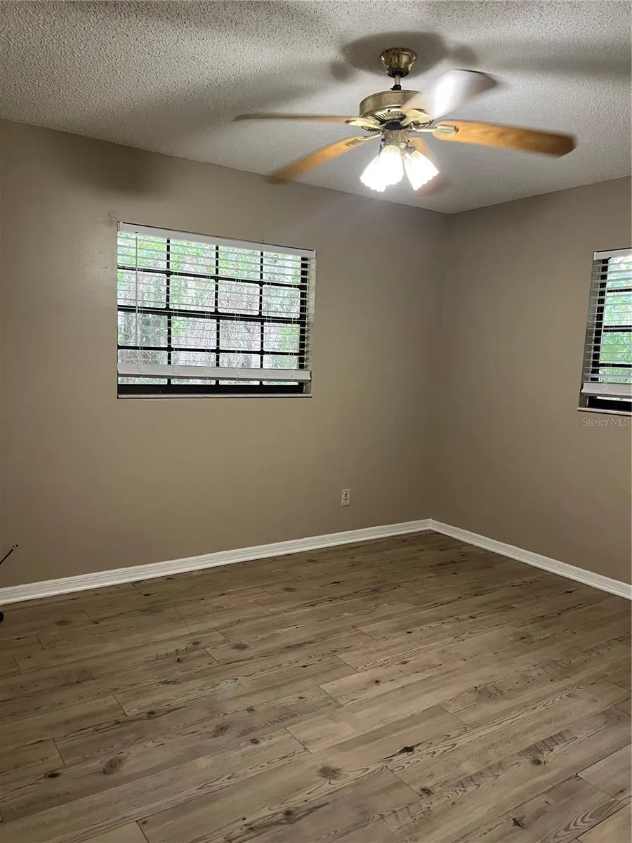 1506 E 1ST AVENUE Mount Dora, FL 32757