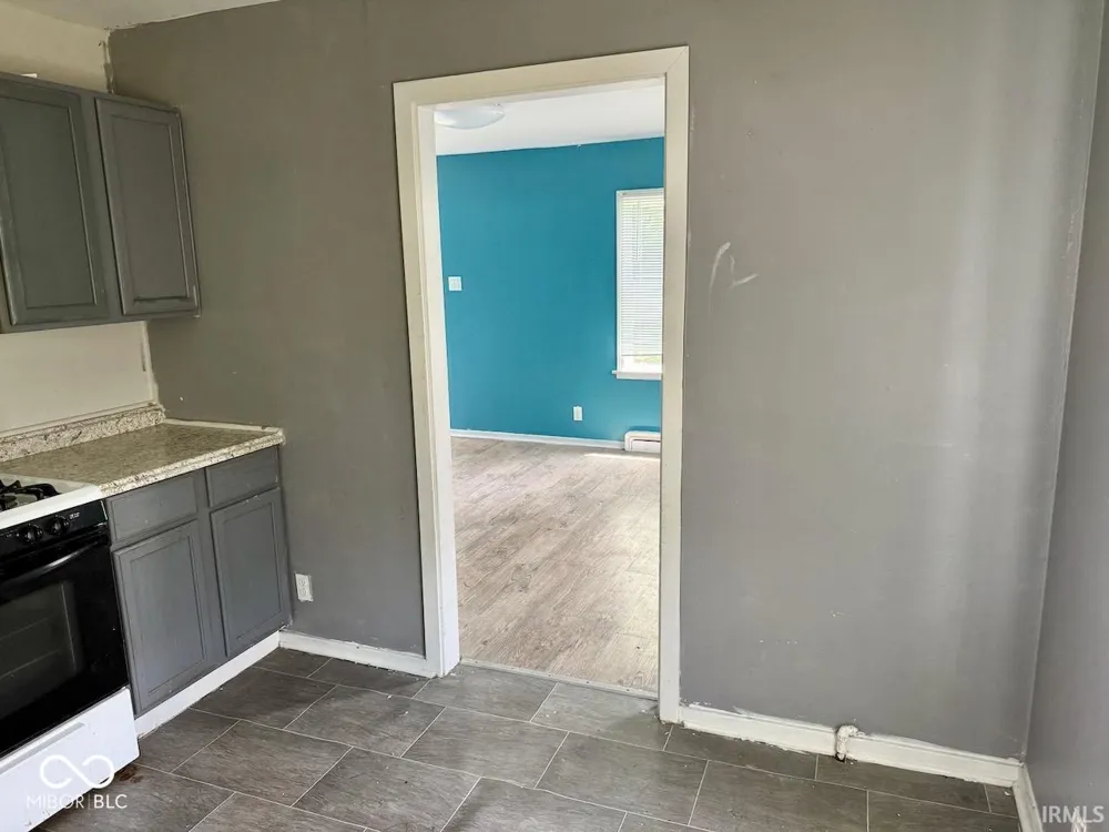 906 W 16th Street Muncie, IN 47302