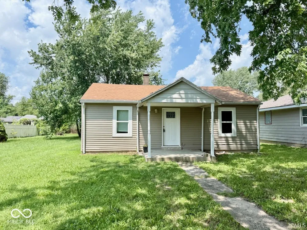906 W 16th Street Muncie, IN 47302