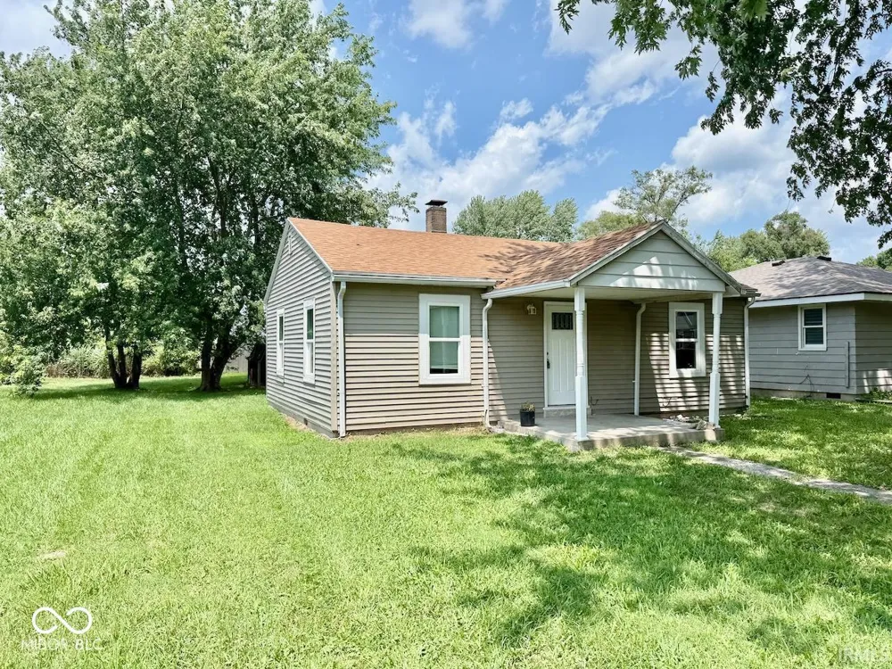 906 W 16th Street Muncie, IN 47302