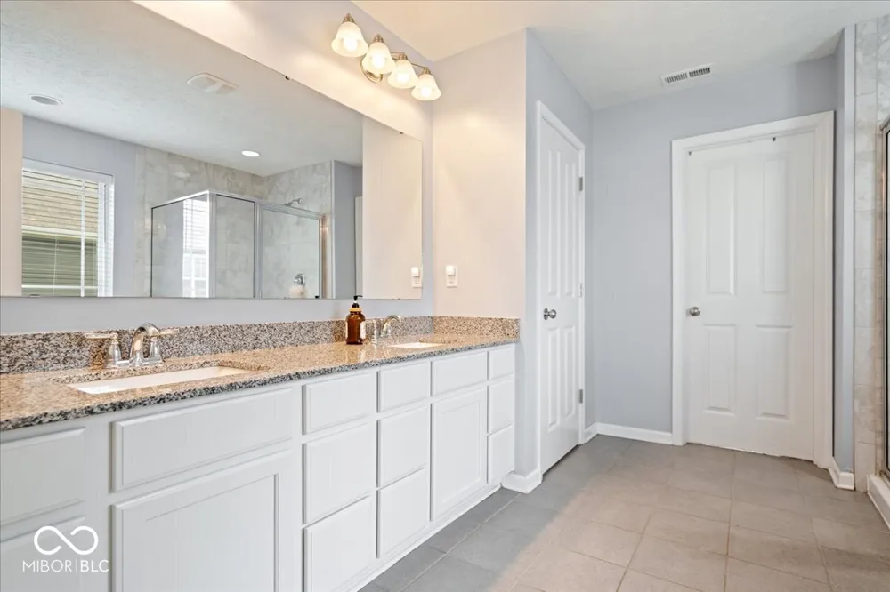 8780 Castleblaney Drive Brownsburg, IN 46112