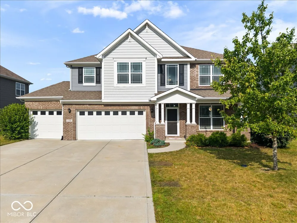 8780 Castleblaney Drive Brownsburg, IN 46112