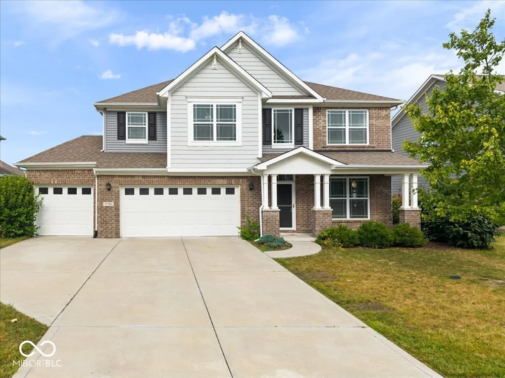 8780 Castleblaney Drive Brownsburg, IN 46112