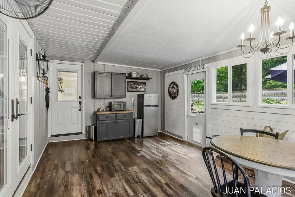 3393 113th Avenue Allegan, MI 49010
