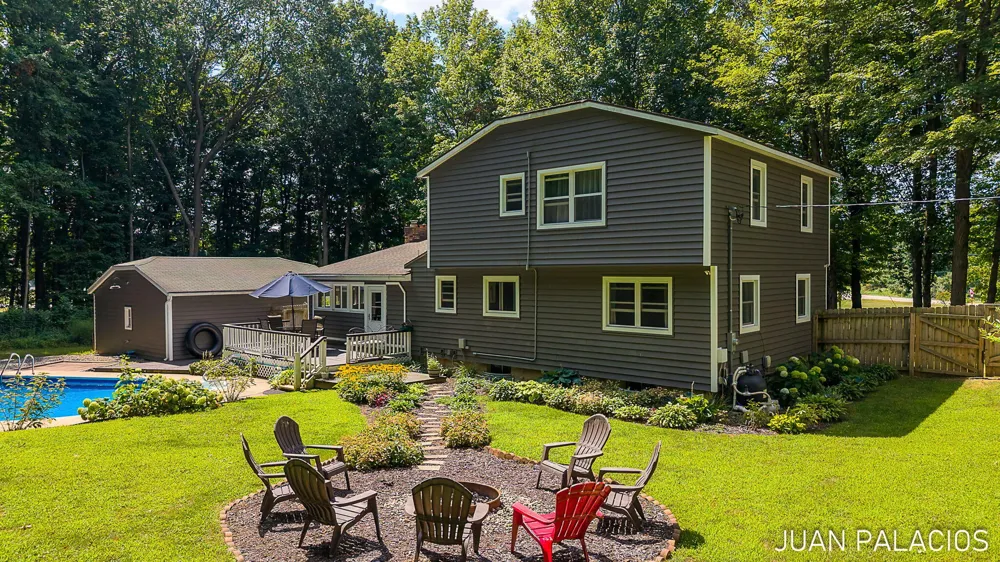 3393 113th Avenue Allegan, MI 49010