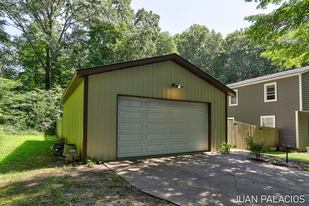 3393 113th Avenue Allegan, MI 49010
