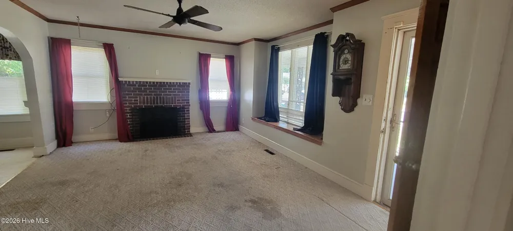 329 E 11th Street Washington, NC 27889