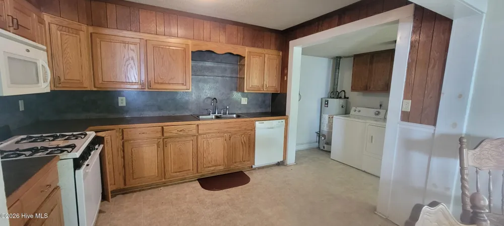 329 E 11th Street Washington, NC 27889