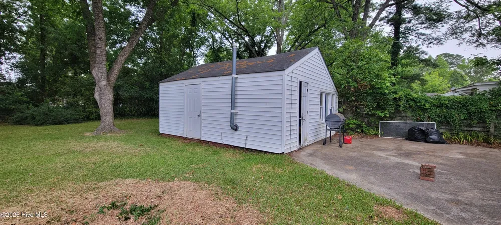 329 E 11th Street Washington, NC 27889