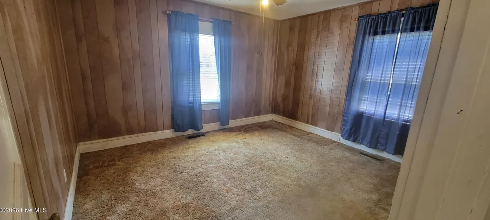 329 E 11th Street Washington, NC 27889
